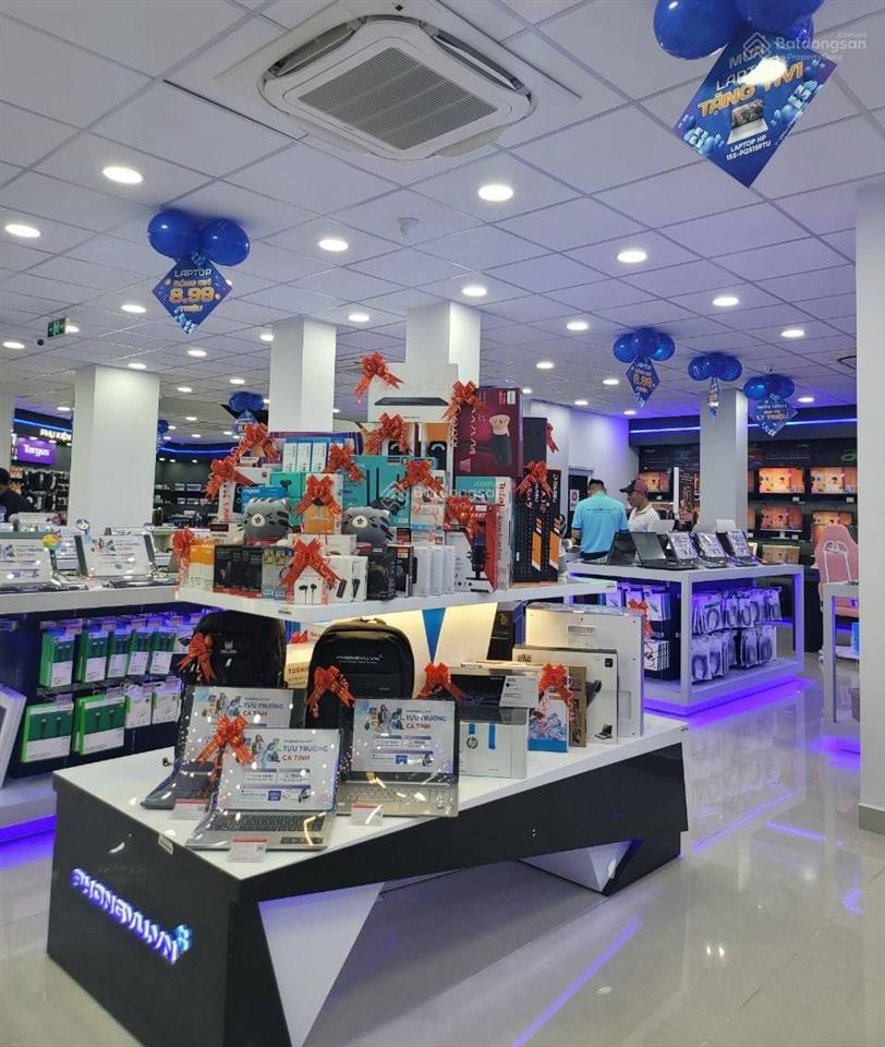 Cho thuê nhà mặt tiền huỳnh thúc kháng, quận 1, dt 25x38m, 1 trệt, dtsd 950m2