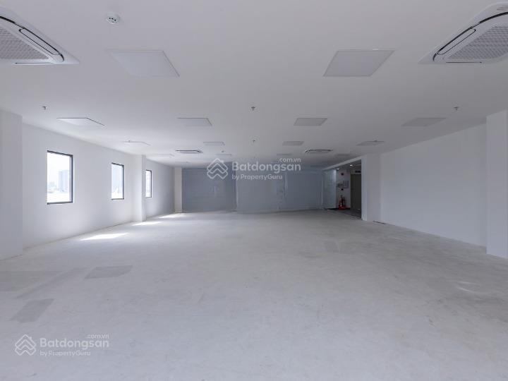 Cho thuê tòa nhà làm thẩm mỹ  ngân hàng  văn phòng đường trần não, quận 2. dt 10x25m