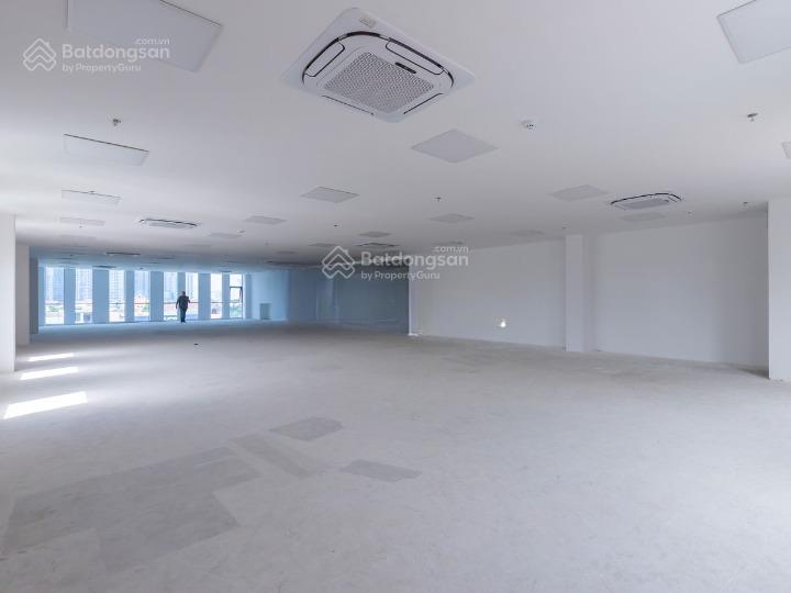 Cho thuê tòa nhà làm thẩm mỹ  ngân hàng  văn phòng đường trần não, quận 2. dt 10x25m