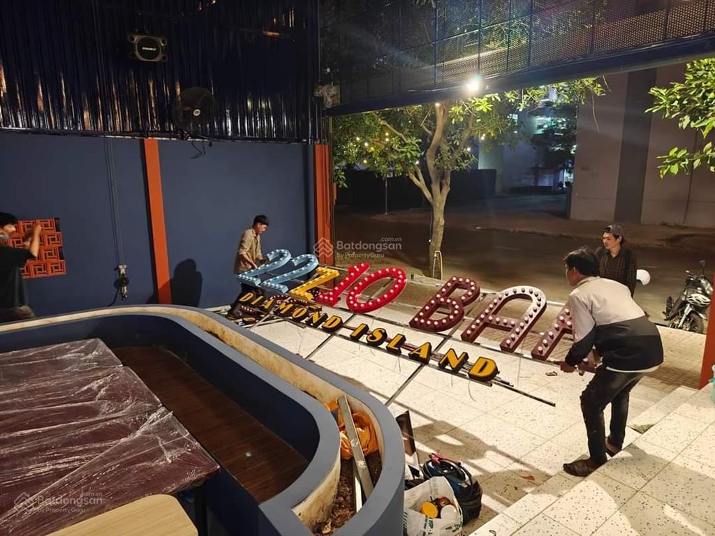 Cho thuê nhà mặt tiền vườn chuối, quận 3, dt 16x24m, 1 trệt, 2 lầu, dtsd 1.200m2