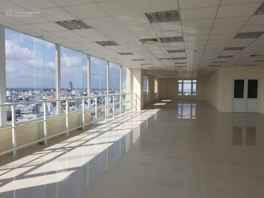 Tòa nhà làm thẩm mỹ  spa  nha khoa đường cao thắng, phường 4, quận 3. dt 10x30m