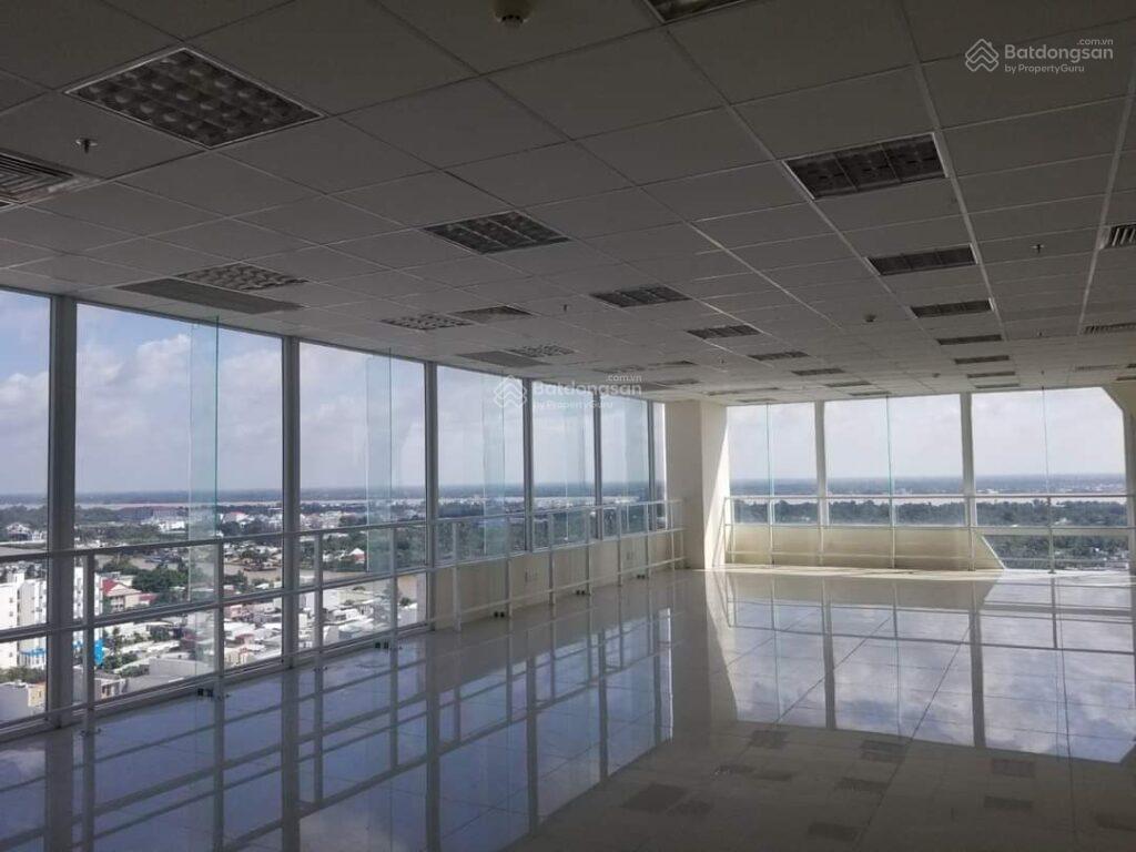 Tòa nhà làm thẩm mỹ  spa  nha khoa đường cao thắng, phường 4, quận 3. dt 10x30m