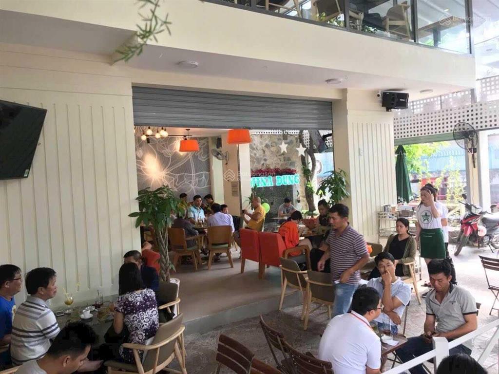 Cho thuê nhà mặt tiền kênh nhiêu lộc, quận 3, dt 16x24m, 1 trệt, 2 lầu, dtsd 1.200m2