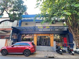 Cho thuê nhà mặt tiền phạm ngọc thạch, quận 3, dt 15x28m, 1 trệt, 1 lầu, dtsd 840m2