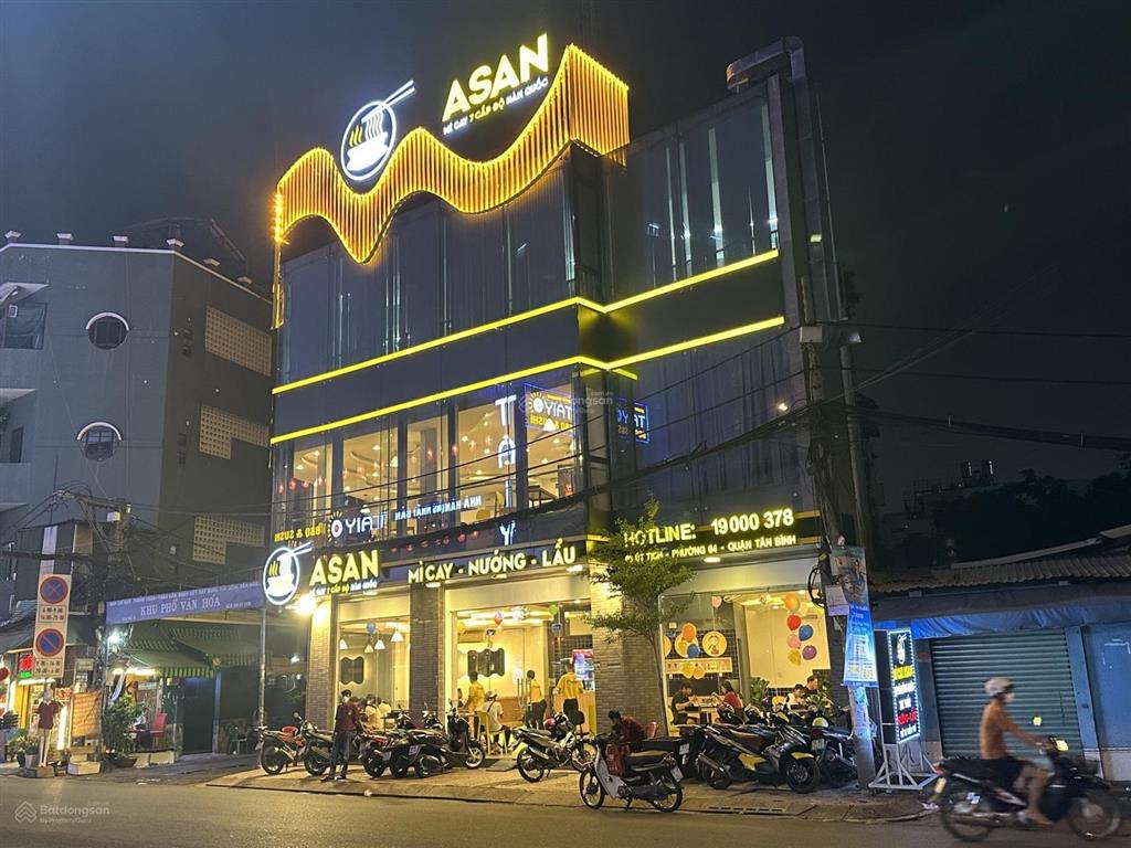 Cho thuê nhà góc 2mt đường út tịch, phường 4, quận tân bình. dt 18x20m. trệt 2 lầu