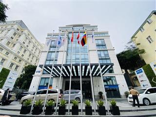 Cho thuê tòa nhà mặt tiền đỗ quang đẩu, quận 1, dt 12x25m, 1 hầm 1 trệt 6 lầu tm, dtsd 1.700m2