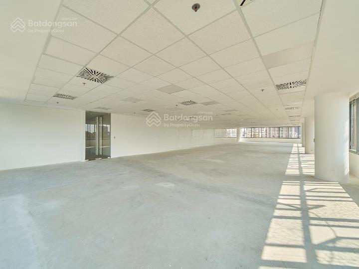 Cho thuê tòa nhà mặt tiền đường calmette, quận 1, dt 8x20m, 1 hầm 9 lầu tm, dtsd 1.600m2