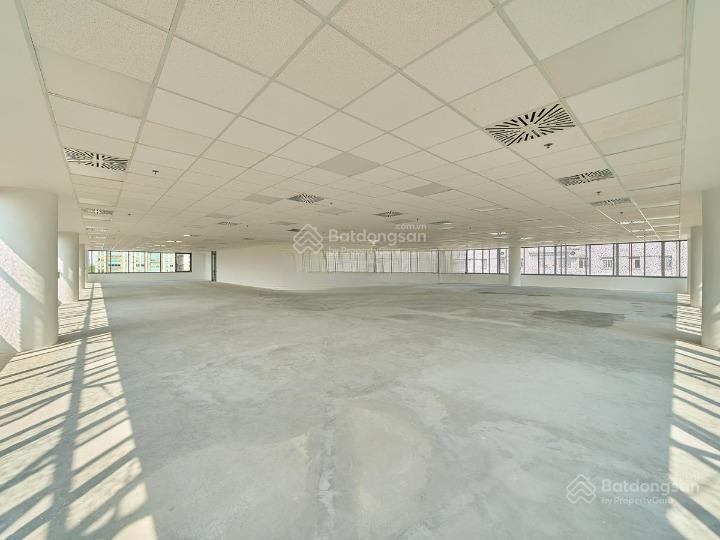 Cho thuê tòa nhà mặt tiền đường calmette, quận 1, dt 8x20m, 1 hầm 9 lầu tm, dtsd 1.600m2