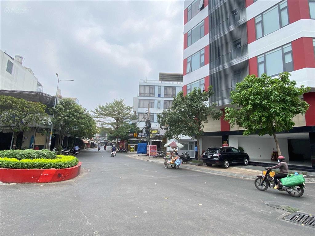 Cho thuê tòa nhà mặt tiền cao bá nhạ, quận 1, dt 15x25m, 1 hầm 1 trệt 7 lầu tm, dtsd 3.000m2