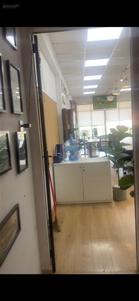 Giảm giá thuê nhanh lầu 1, cho thuê văn phòng làm việc, có thang máy, pccc đầy đủ