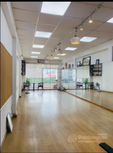 Giảm giá thuê nhanh lầu 1, cho thuê văn phòng làm việc, có thang máy, pccc đầy đủ