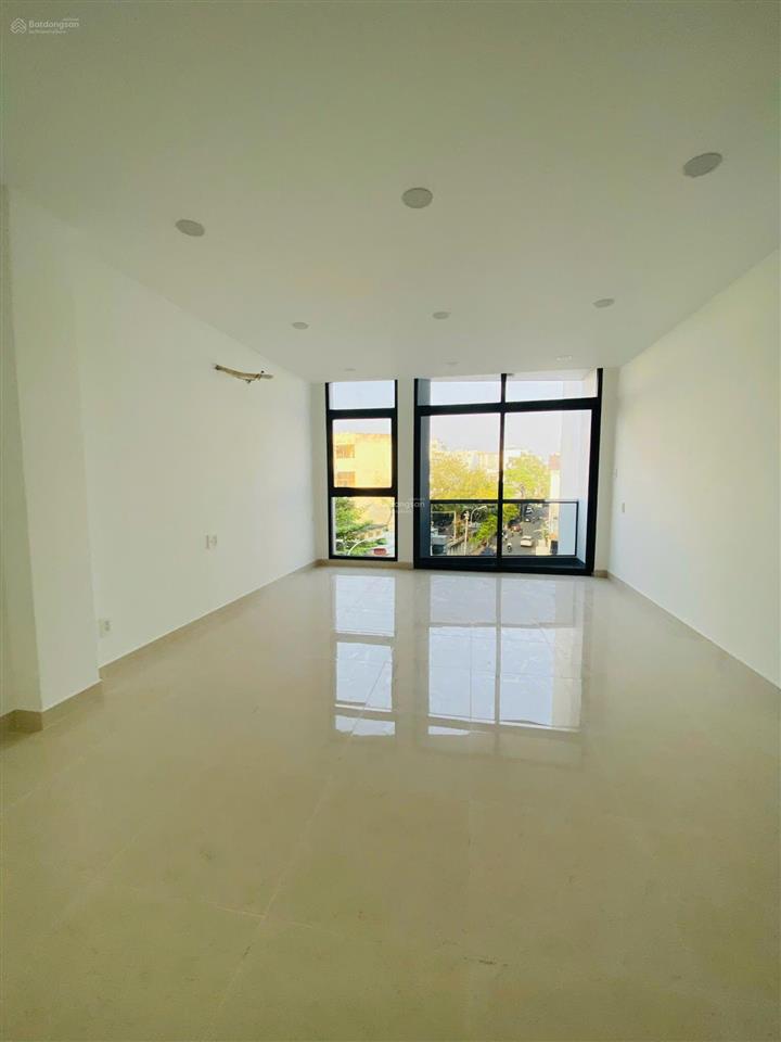 Cho thuê nhà mới mặt tiền nguyễn văn nguyễn, phường tân định, quận 1  dtsd 450m2