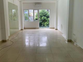 Cho thuê nhà 60m*6 tầng, mt 4,5m, thang máy, tại mạc thái tổ,p yên hòa,q. cầu giấy, giá 35 triệu/th