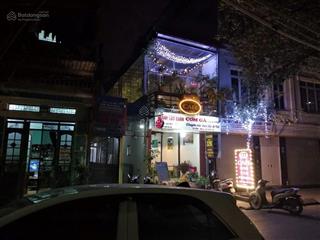 Cho thuê nhà 100m*2.5 tầng, lạc nghiệp, hai bà trưng, giá 25 triệu.