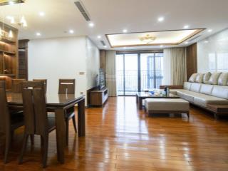 Cho thuê căn hộ chung cư căn góc 3 phòng ngủ  amy 0904 622 ***