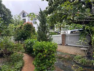 Cho thuê villa 5 phòng ngủ không đồ trong ciputra hanoi