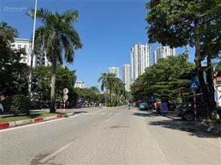 Tt văn quán căn hộ dòng tiền 65 m/7 tầng thang máy ô tô vào nhà full phòng dòng tiền ổn định