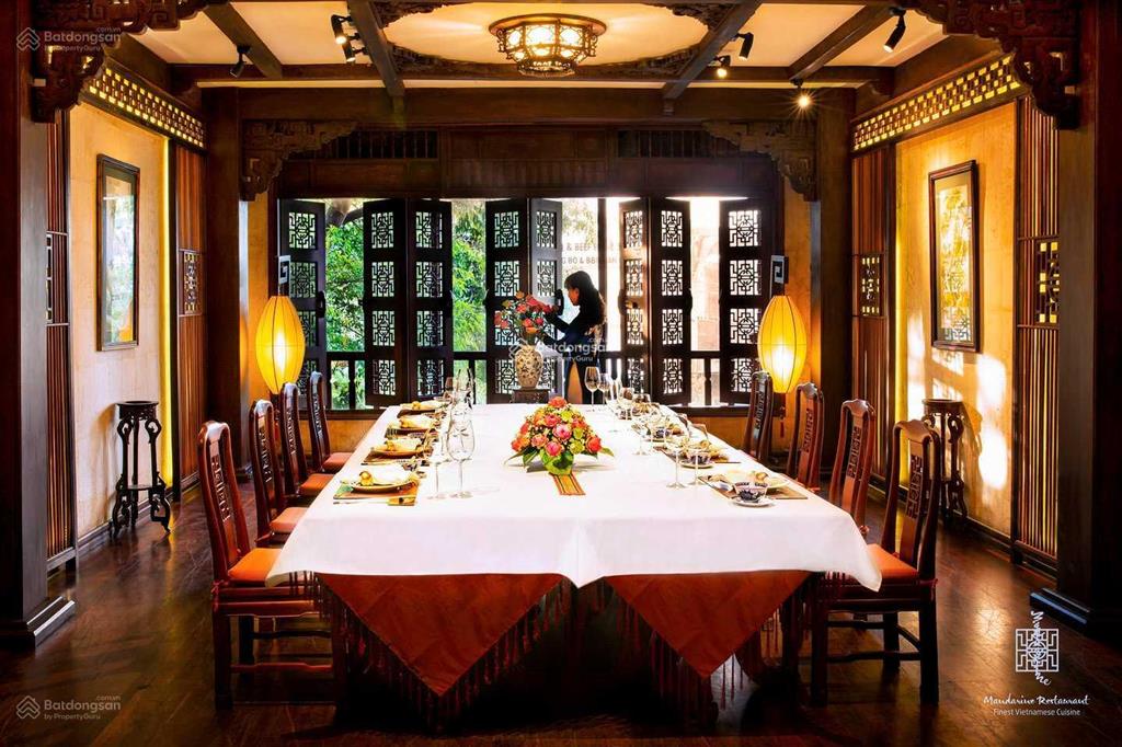 Gần khu người nhật  mặt tiền đường ngô văn năm, quận 1. dt 22x30m, trệt 2 lầu, dtsd 1.980m2