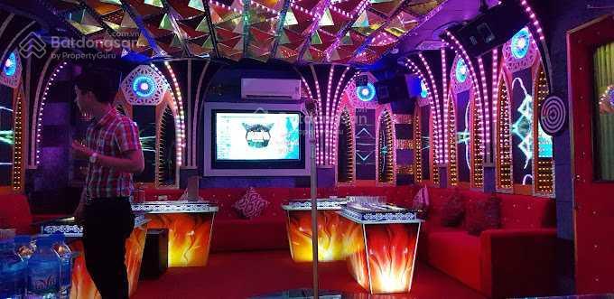 Ngang 12mét  bà huyện thanh quan, quận 3. dt 12x25m. trệt lửng. dtsd 600m2