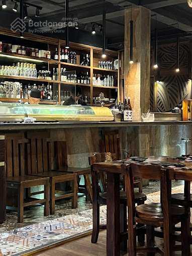 Góc 2mt siêu đẹp  đường phạm đình toái, phường 6, quận 3. dt 15x30m trệt 2 lầu dtsd 850m2