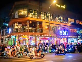 Chính chủ cho thuê  nhà mặt tiền đường phạm ngũ lão, quận 1. dt 10x17m. 3 lầu. dtsd 920m2