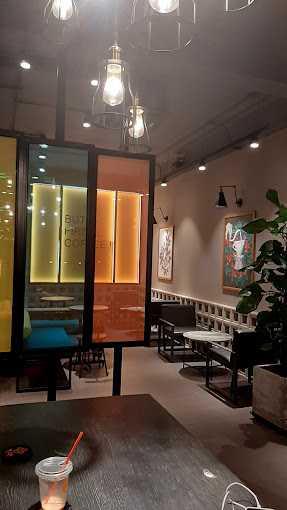Cho thuê nhà mặt tiền đường nguyễn gia trí, bình thạnh. dt 12x20m. trệt 4 lầu. dtsd 1.200m2