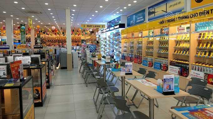 Cho thuê nhà mt 152 đường quang trung, p. 10, gò vấp. trệt. diện tích 20x20m.