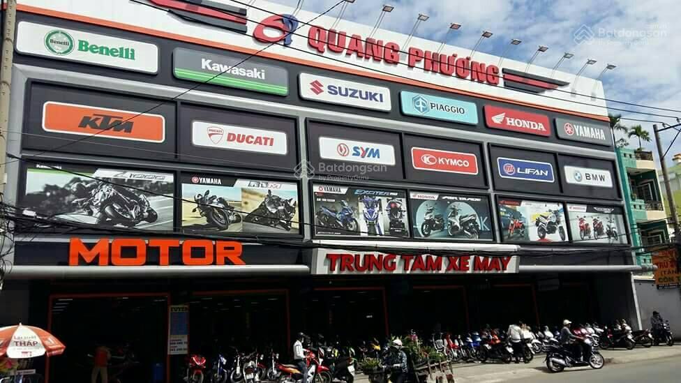 Cho thuê nhà góc 2mt số 444 đường lê quang định, p11, bình thạnh. dt 29x30m. 3 tầng. dtsd 2.600m2