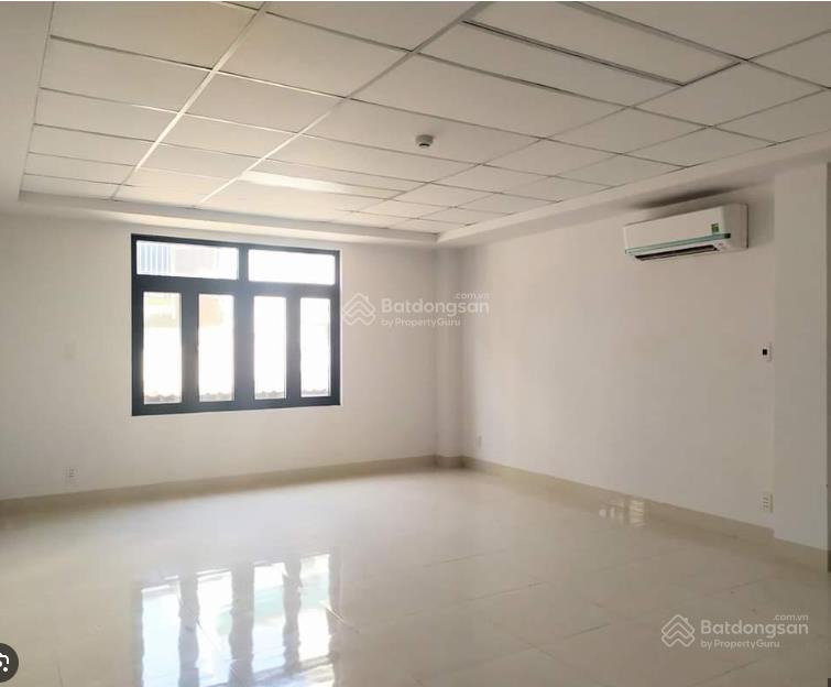 Cho thuê nhà mặt tiền đường lý thái tổ, phường 9, quận 10. dt 8x30m. trệt lầu. dtsd 480m2