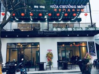 Cho thuê nhà mặt tiền đường lý thái tổ, phường 9, quận 10. dt 8x30m. trệt lầu. dtsd 480m2