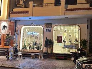 Cho thuê nhà mặt tiền đường thái văn lung, quận 1. dt 11x18m. trệt lầu. dtsd 400m2