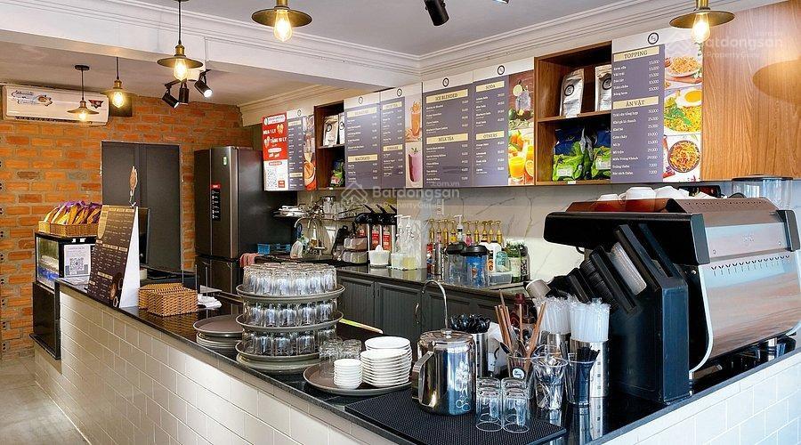 Cho thuê mặt bằng đường phan xích long, quận phú nhuận