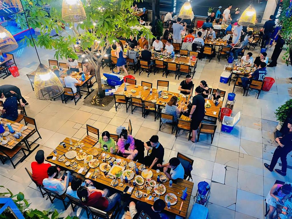 Cho thuê nhà mặt tiền đường ung văn khiêm, p25, bình thạnh