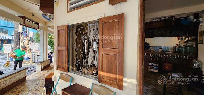 Cho thuê nhà mặt tiền đường bùi thị xuân, quận 1. dt 15x25m. trệt 2 lầu. dtsd 1.100m2