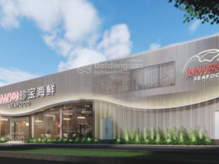 Cho thuê nhà mặt tiền đường trần hưng đạo, quận 1. dt 30x40m. trệt lầu. dtsd 2.400m2