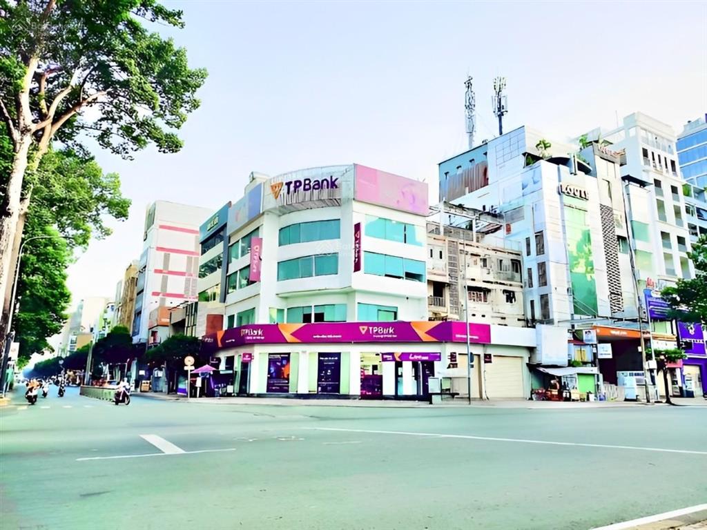Cho thuê nhà mặt tiền 456a nguyễn thị minh khai, quận 3. dt 14x22.26m. t 5 lầu. dtsd 1.900m2