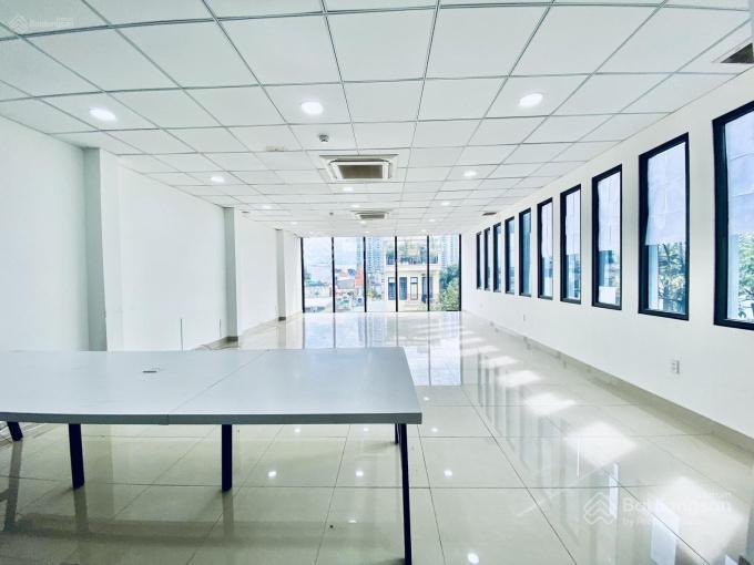 Cho thuê nhà mặt tiền đường tôn đức thắng, quận 1. dt 20x34m. hầm trệt lửng 9 lầu. dtsd 7.500m2