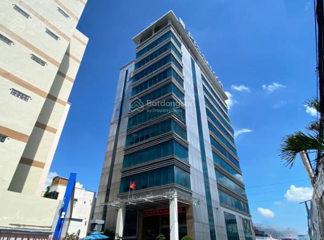 Cho thuê nhà mặt tiền đường tôn đức thắng, quận 1. dt 20x34m. hầm trệt lửng 9 lầu. dtsd 7.500m2
