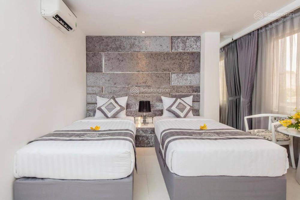 Cho thuê nhà mặt tiền đường bùi viện, quận 1. dt 10x20m. hầm 7 lầu. dtsd 1.600m2