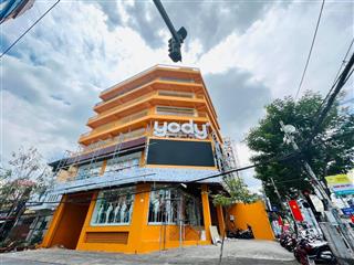 Cho thuê góc 2mt số 495  495  497 nguyễn thị thập, quận 7, 15.2x22m, 1 hầm 7 lầu, dtsd 2.600m2