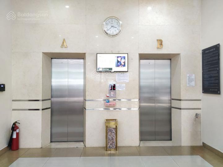 Cho thuê nhà mặt tiền đường võ văn tần, phường 5, quận 3. dt 15x30m hầm 12 lầu dtsd 5.400m2