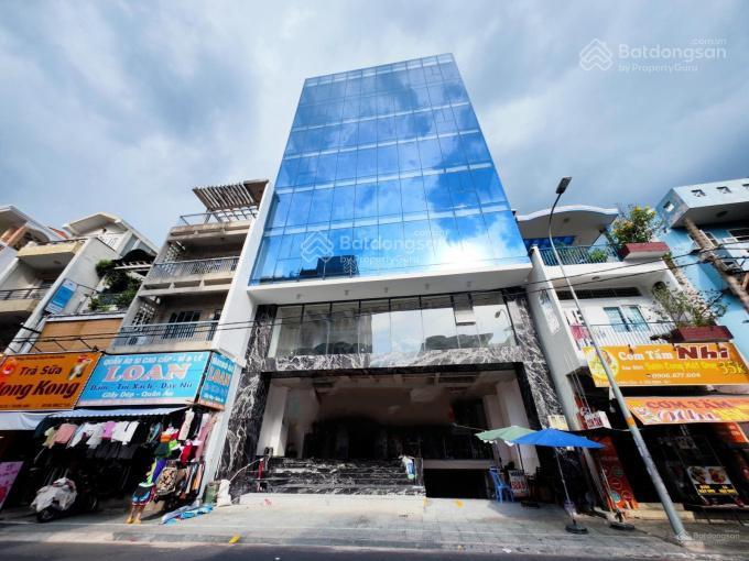 Cho thuê tòa nhà đường nguyễn hữu cầu, quận 1. dt 10x30m. trệt 5 lầu. dtsd 1.800m2