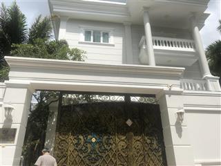 Chính chủ cho thuê biệt thự sang trọng, lịch lãm, mới mẻ nhất thảo điền, yên tĩnh compound