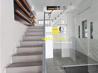 Chính chủ cho thuê nhà nguyên căn thích hợp làm văn phòng và shop quần áo và mở trung tâm dạy học