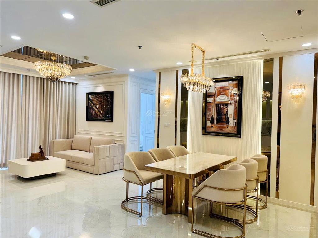 Bán cc vinhomes central park, 7,2 tỷ, 82m2, 2pn, 2wc, tây nam. 0936 021 ***
