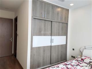 Cần bán căn hộ xinh xắn tại vinhomes central park  2pn full nội thất, có s