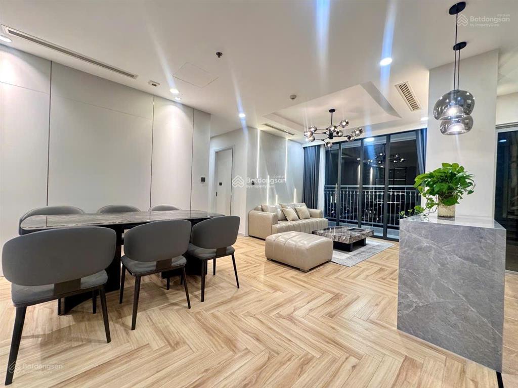 Nắm 99% giỏ hàng bán vinhomes central park 2pn=8 tỷ