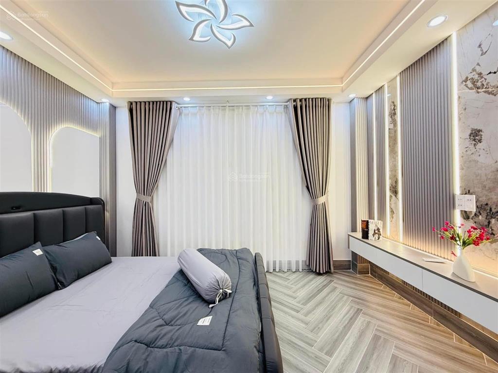 Nhà thiết kế siêu đẹp căn chính chủ trần bình trọng p5 bình thạnh 61,5m2 giá 6 tỷ 320 sổ hồng riêng