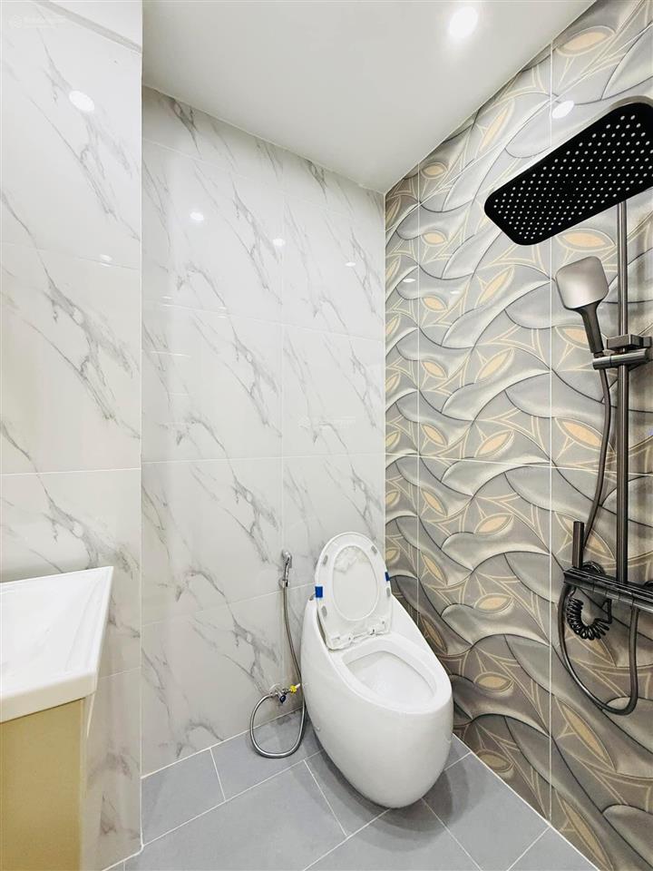 Nhà thiết kế siêu đẹp căn chính chủ trần bình trọng p5 bình thạnh 61,5m2 giá 6 tỷ 320 sổ hồng riêng