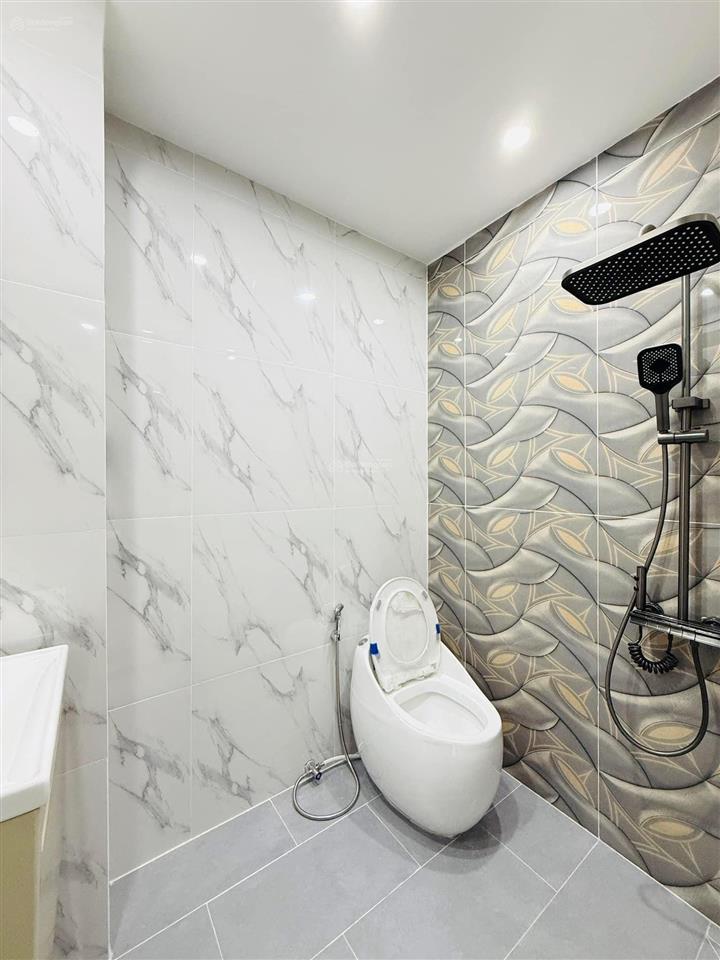 Nhà thiết kế siêu đẹp căn chính chủ trần bình trọng p5 bình thạnh 61,5m2 giá 6 tỷ 320 sổ hồng riêng